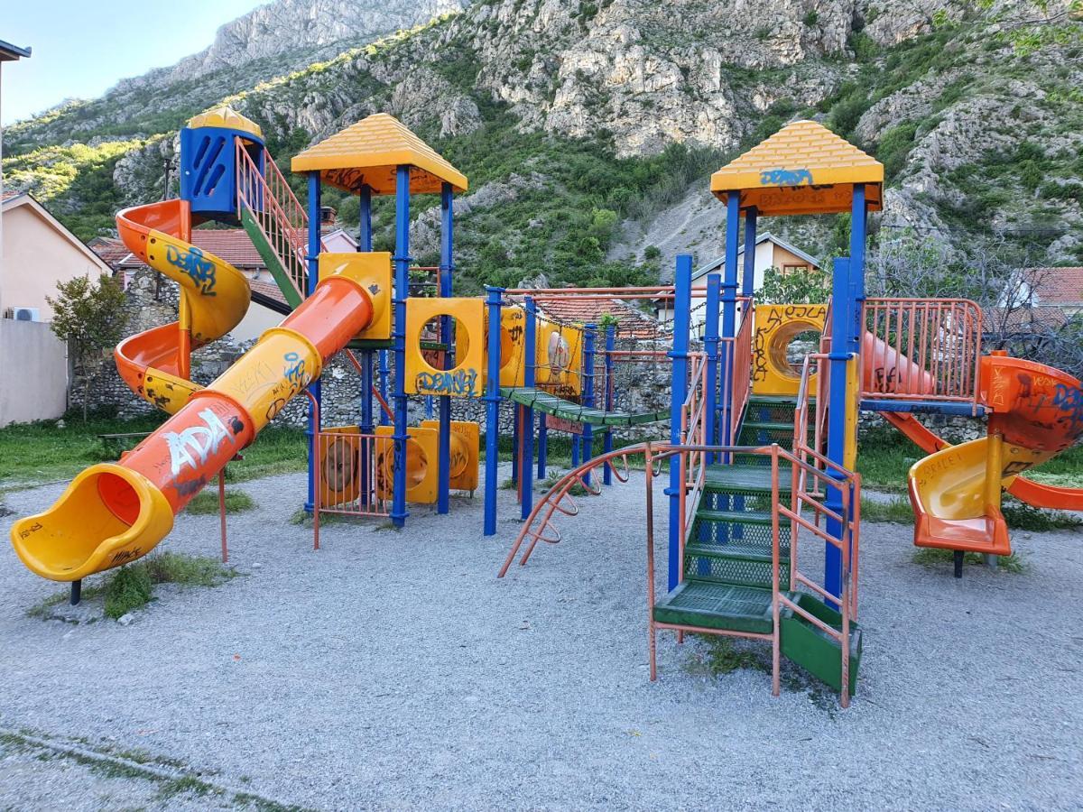 Family Apartment Near Old Town Μόσταρ Εξωτερικό φωτογραφία